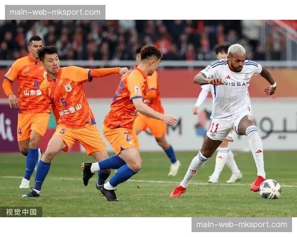 山东泰山前锋克雷桑因累计黄牌停赛,将缺席下轮对阵沧州比赛